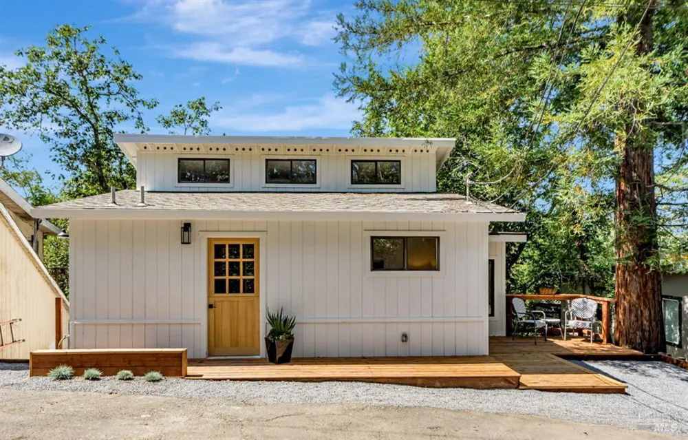 240 Vila Road Forestville, CA 95436