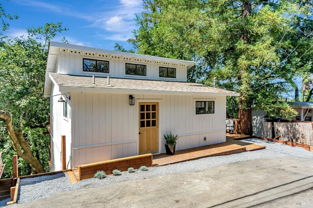 240 Vila Road Forestville, CA 95436
