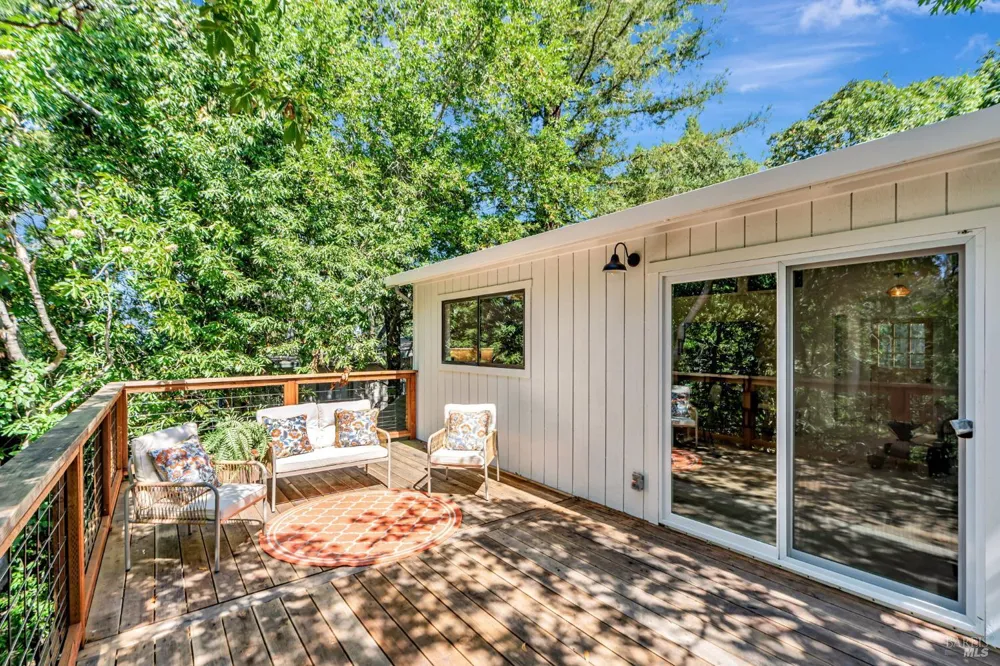 240 Vila Road Forestville, CA 95436