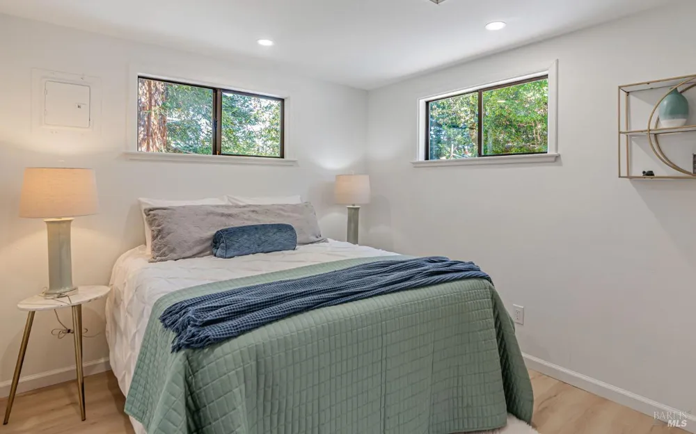 240 Vila Road Forestville, CA 95436