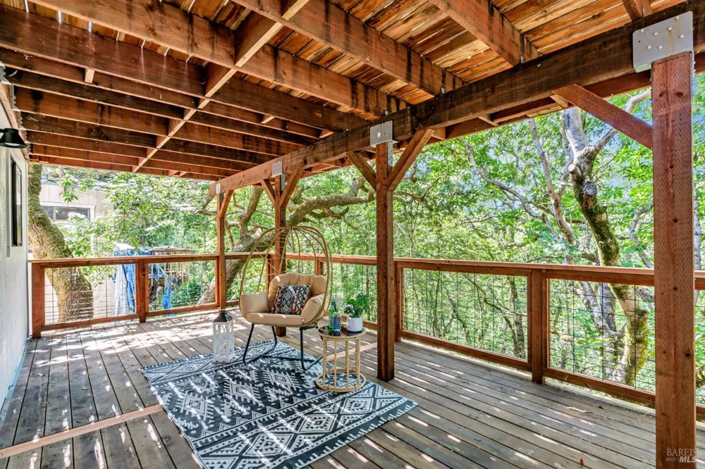 240 Vila Road Forestville, CA 95436