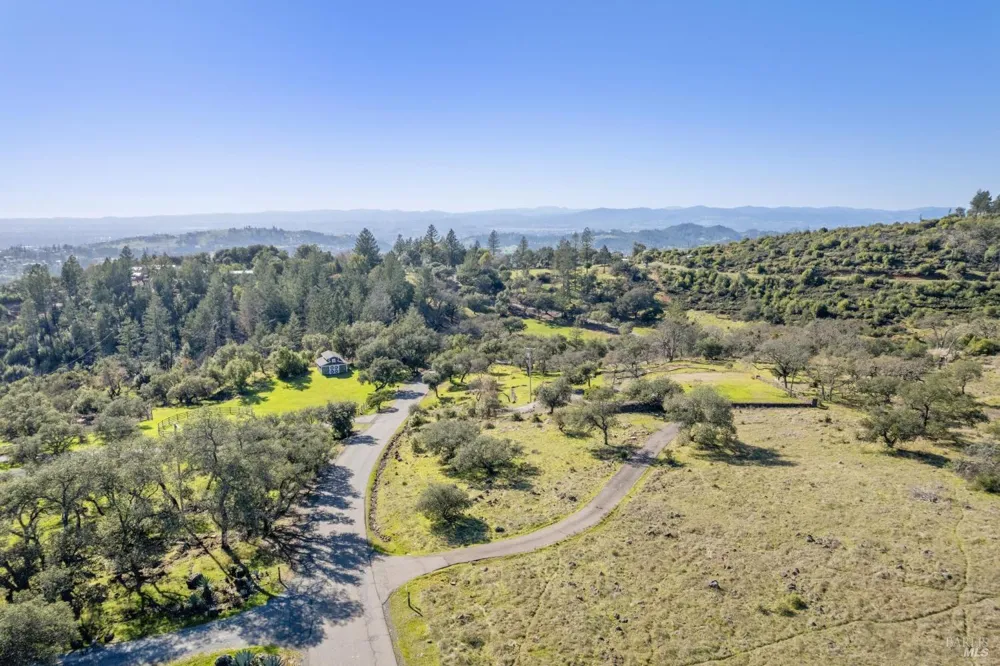 6677 Foothill Ranch Road Santa Rosa, CA 95404