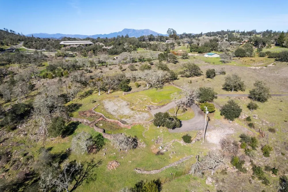 6677 Foothill Ranch Road Santa Rosa, CA 95404