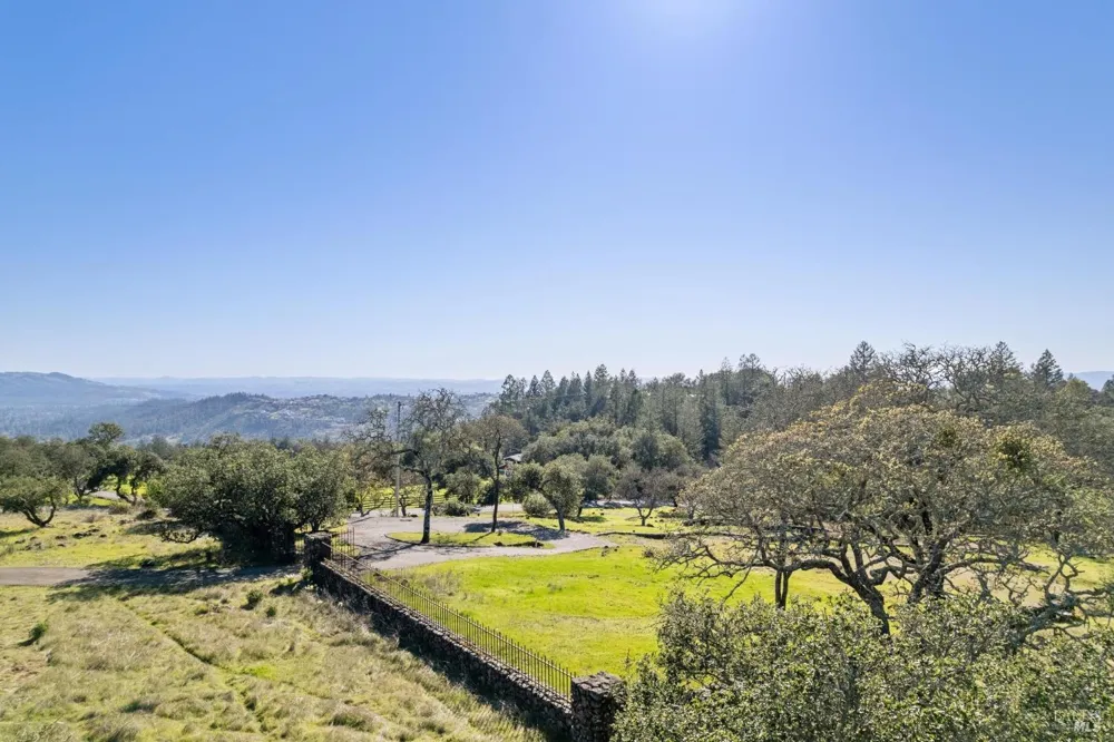 6677 Foothill Ranch Road Santa Rosa, CA 95404