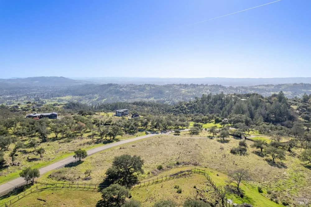 6677 Foothill Ranch Road Santa Rosa, CA 95404