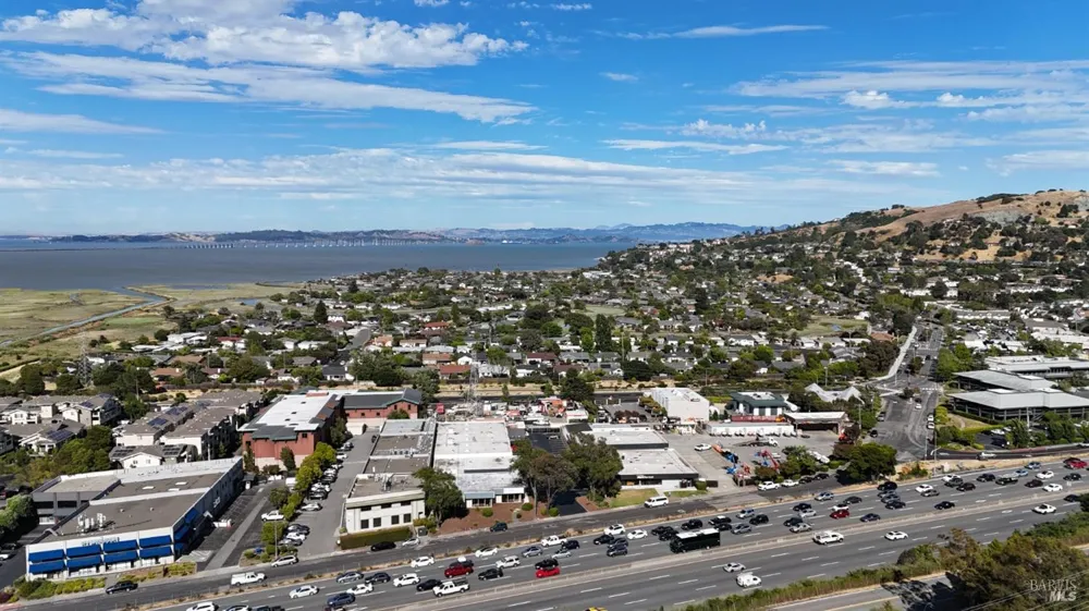 815 Meadowsweet Drive Corte Madera, CA 94925