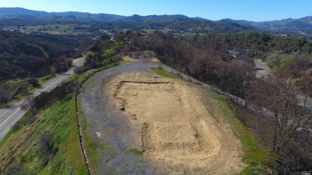 951 Rubicon Drive Ukiah, CA 95482