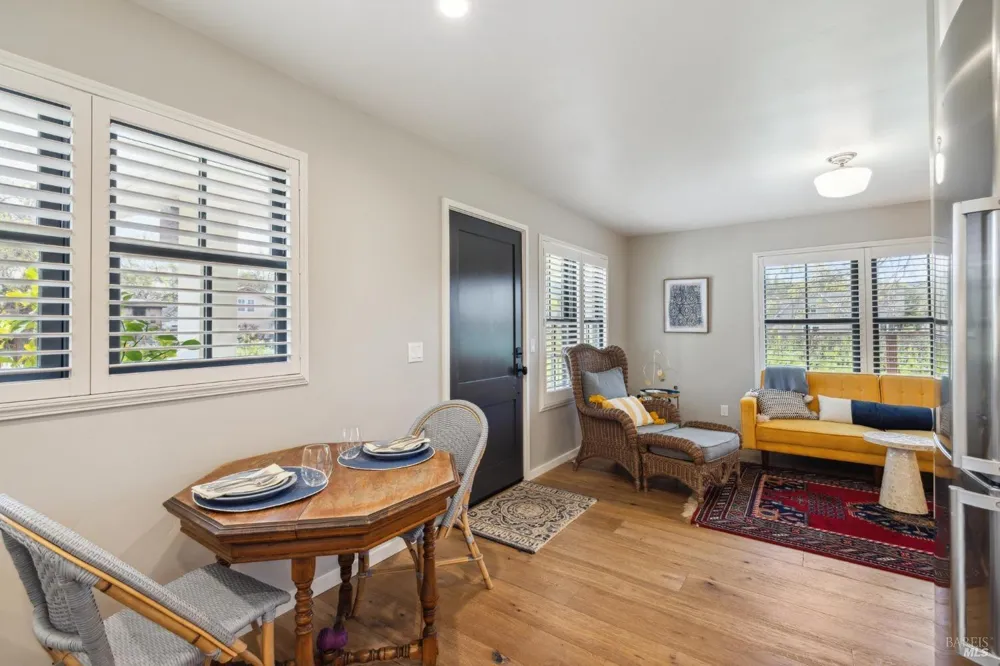 1929 Mora Avenue Calistoga, CA 94515