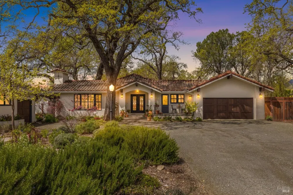 1929 Mora Avenue Calistoga, CA 94515