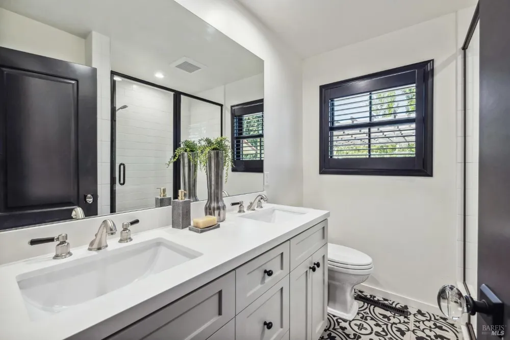 1929 Mora Avenue Calistoga, CA 94515