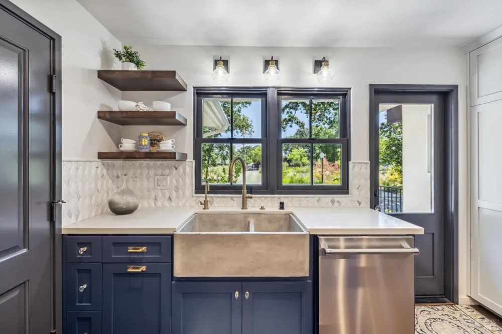 1929 Mora Avenue Calistoga, CA 94515