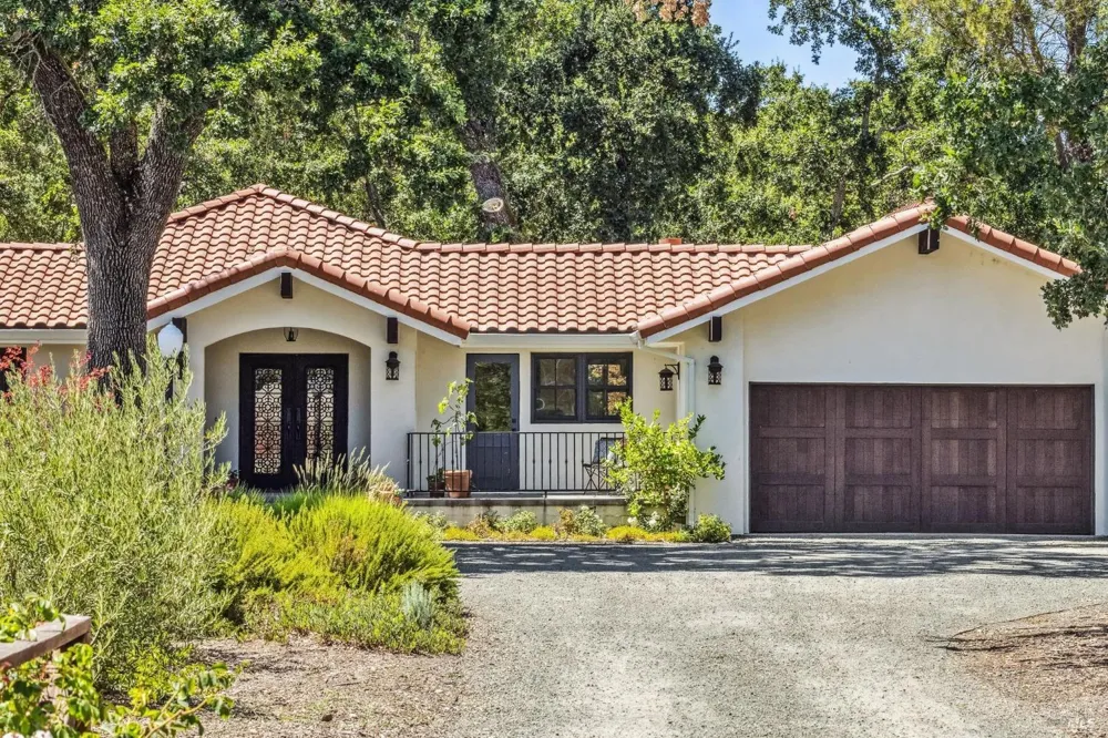 1929 Mora Avenue Calistoga, CA 94515