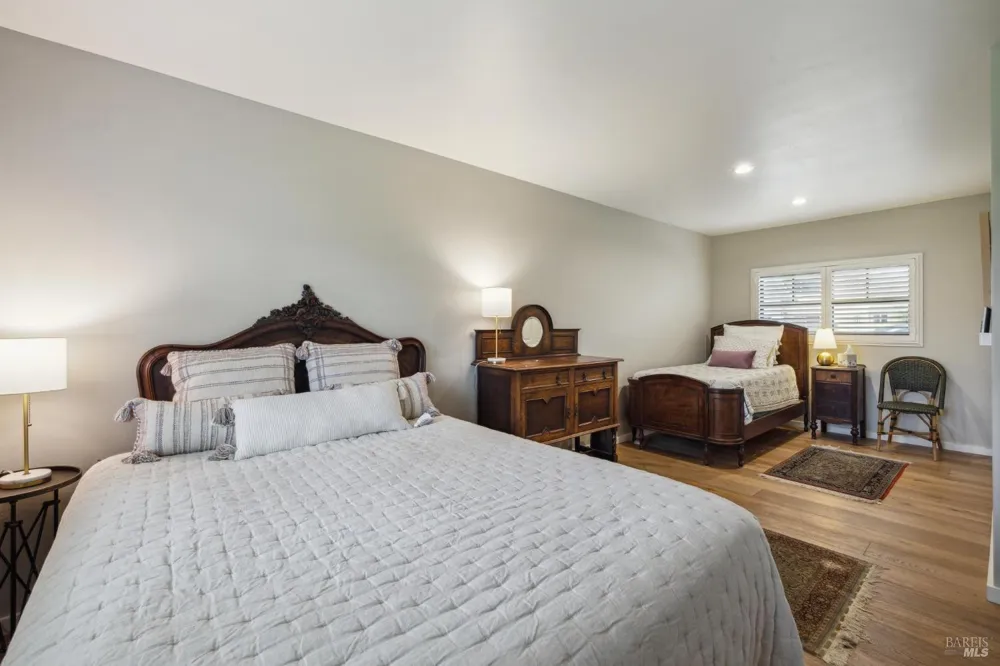 1929 Mora Avenue Calistoga, CA 94515