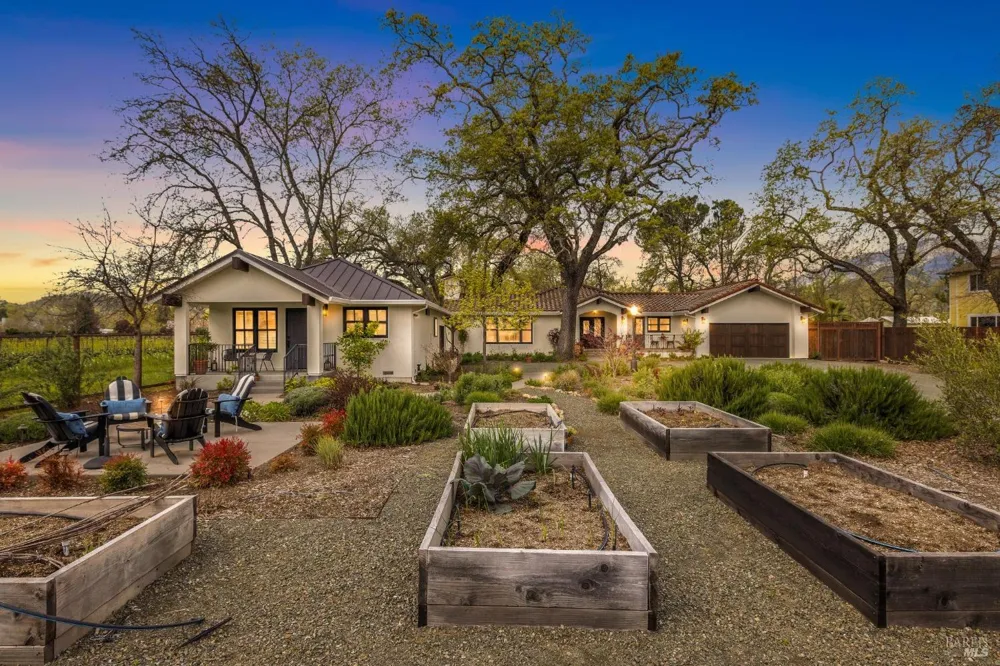 1929 Mora Avenue Calistoga, CA 94515