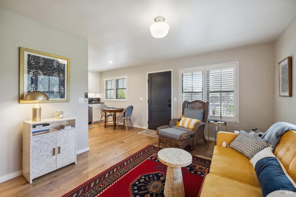 1929 Mora Avenue Calistoga, CA 94515