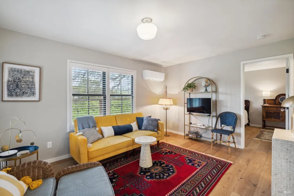1929 Mora Avenue Calistoga, CA 94515