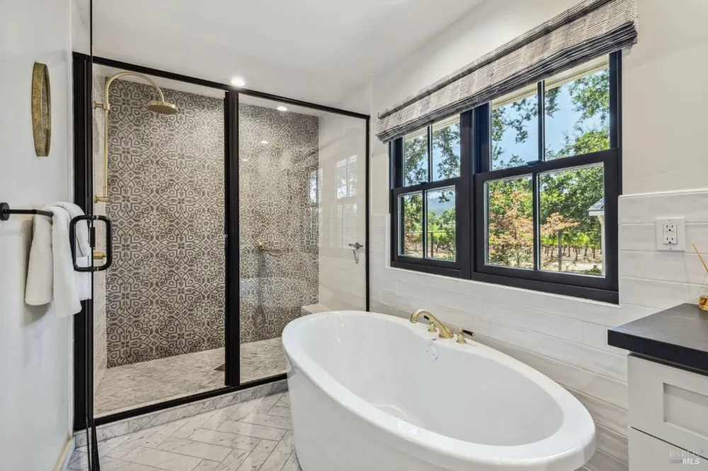 1929 Mora Avenue Calistoga, CA 94515