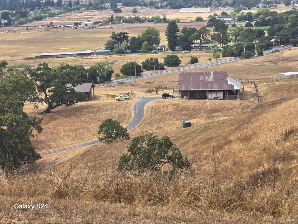 5200 Petaluma Hill Road Santa Rosa, CA 95404