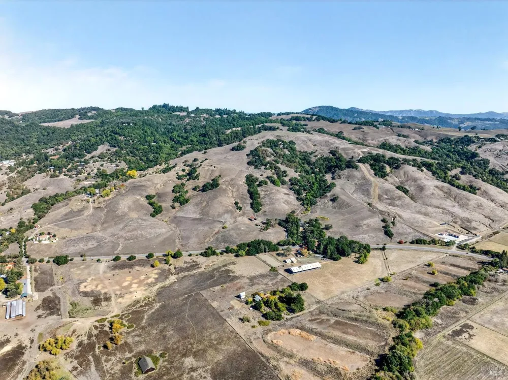 5200 Petaluma Hill Road Santa Rosa, CA 95404