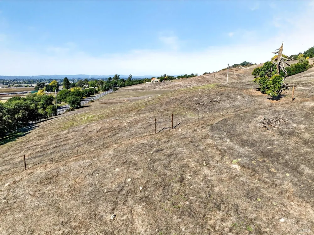 5200 Petaluma Hill Road Santa Rosa, CA 95404