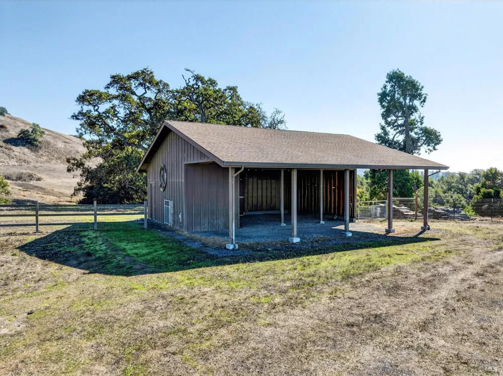 5200 Petaluma Hill Road Santa Rosa, CA 95404