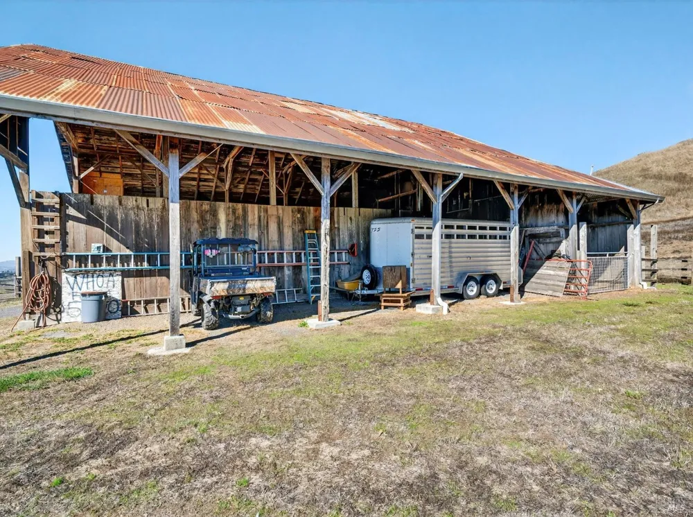 5200 Petaluma Hill Road Santa Rosa, CA 95404