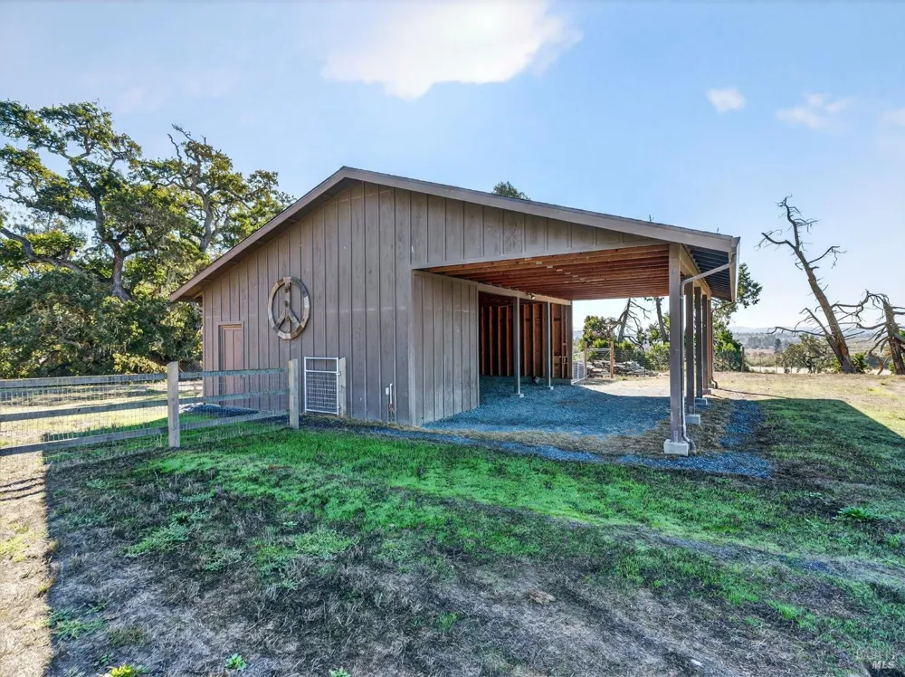 5200 Petaluma Hill Road Santa Rosa, CA 95404