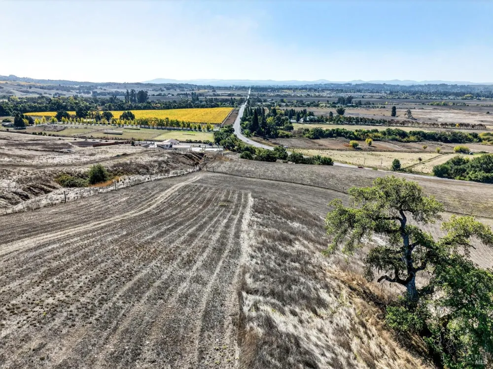 5200 Petaluma Hill Road Santa Rosa, CA 95404