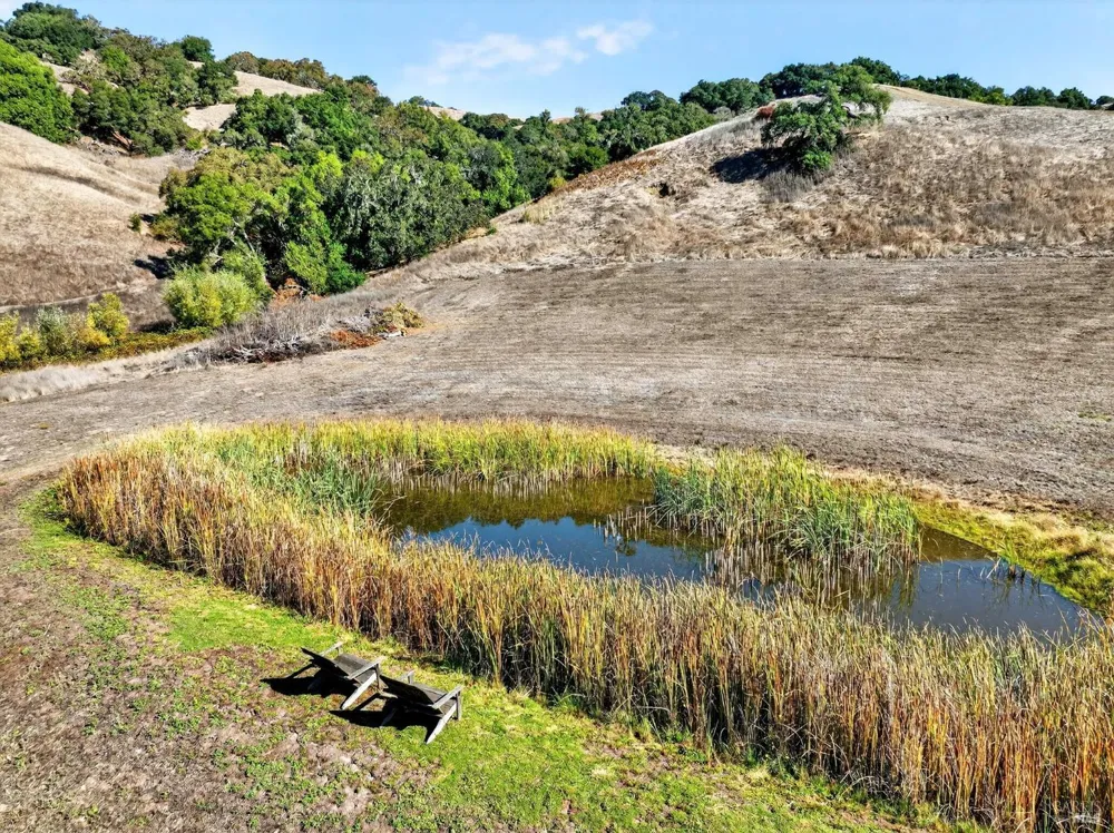 5200 Petaluma Hill Road Santa Rosa, CA 95404