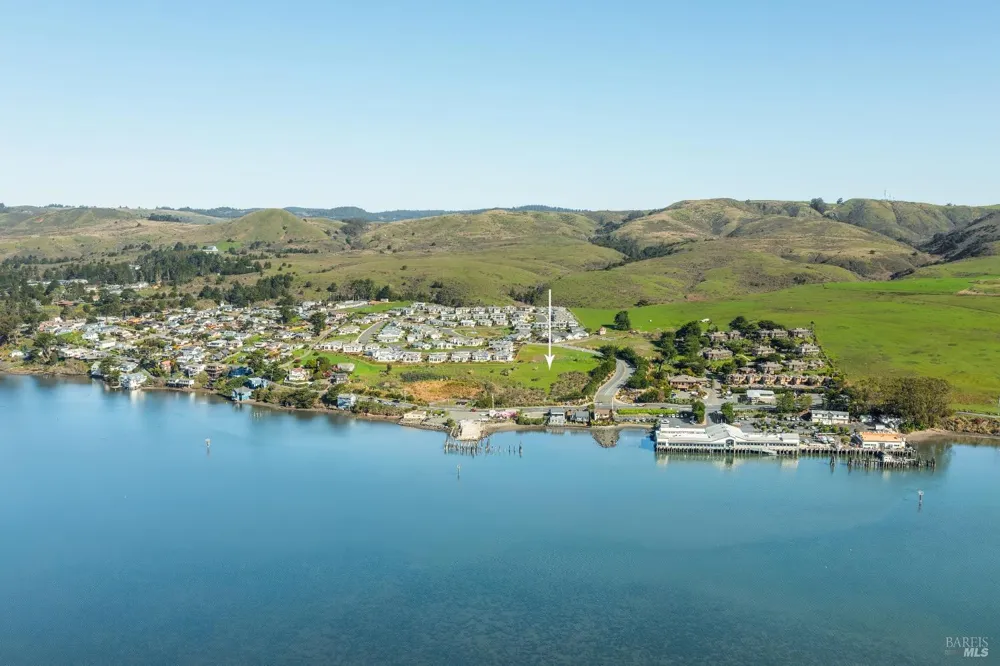 153 Harbor View Way Bodega Bay, CA 94923
