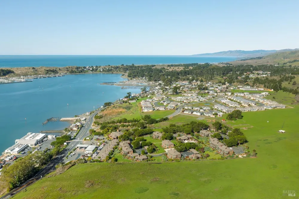 153 Harbor View Way Bodega Bay, CA 94923