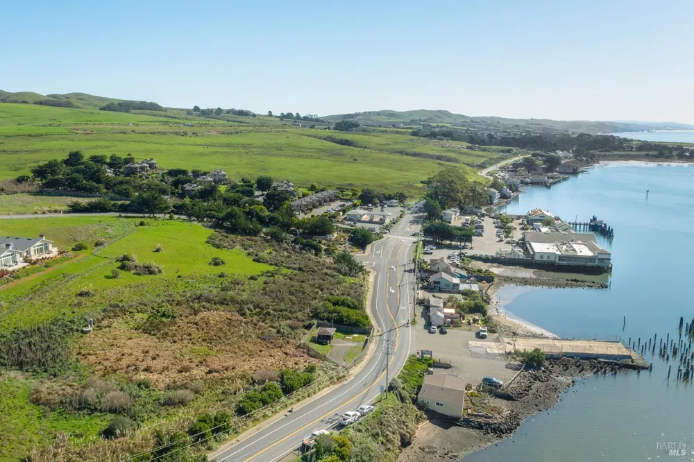 153 Harbor View Way Bodega Bay, CA 94923