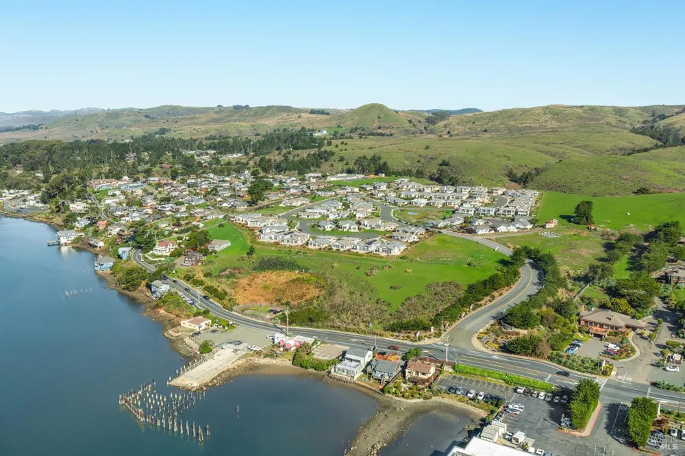 153 Harbor View Way Bodega Bay, CA 94923