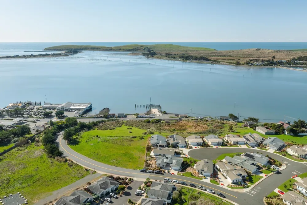 153 Harbor View Way Bodega Bay, CA 94923