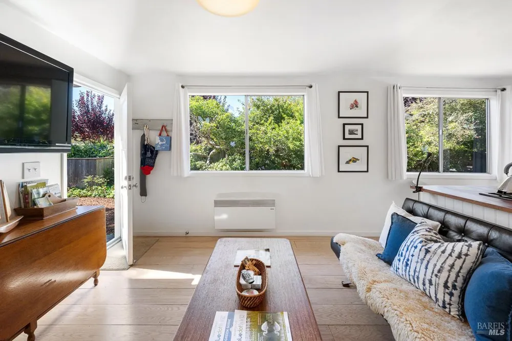 40 Arenal Avenue Stinson Beach, CA 94970