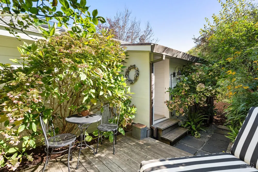 40 Arenal Avenue Stinson Beach, CA 94970