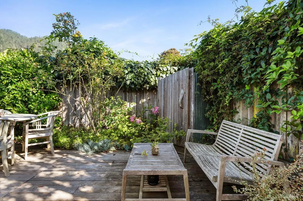 40 Arenal Avenue Stinson Beach, CA 94970