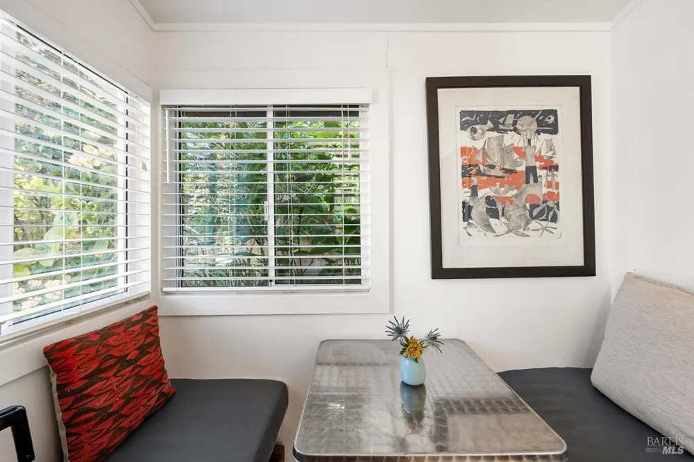 40 Arenal Avenue Stinson Beach, CA 94970