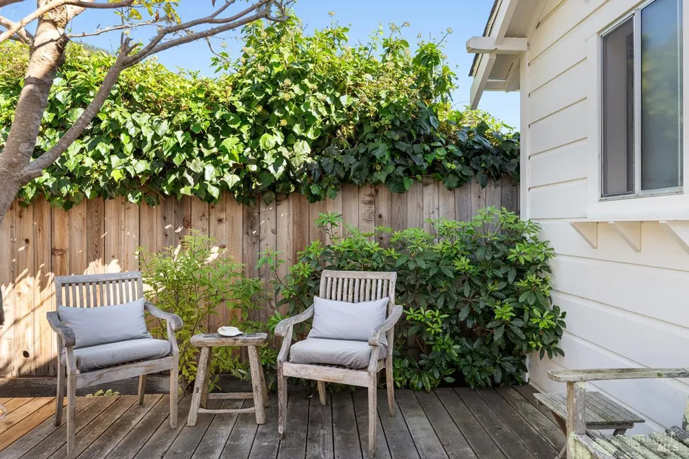 40 Arenal Avenue Stinson Beach, CA 94970