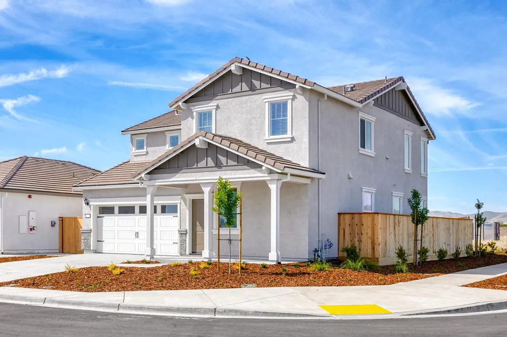 800 Chatham Lane Patterson, CA 95363