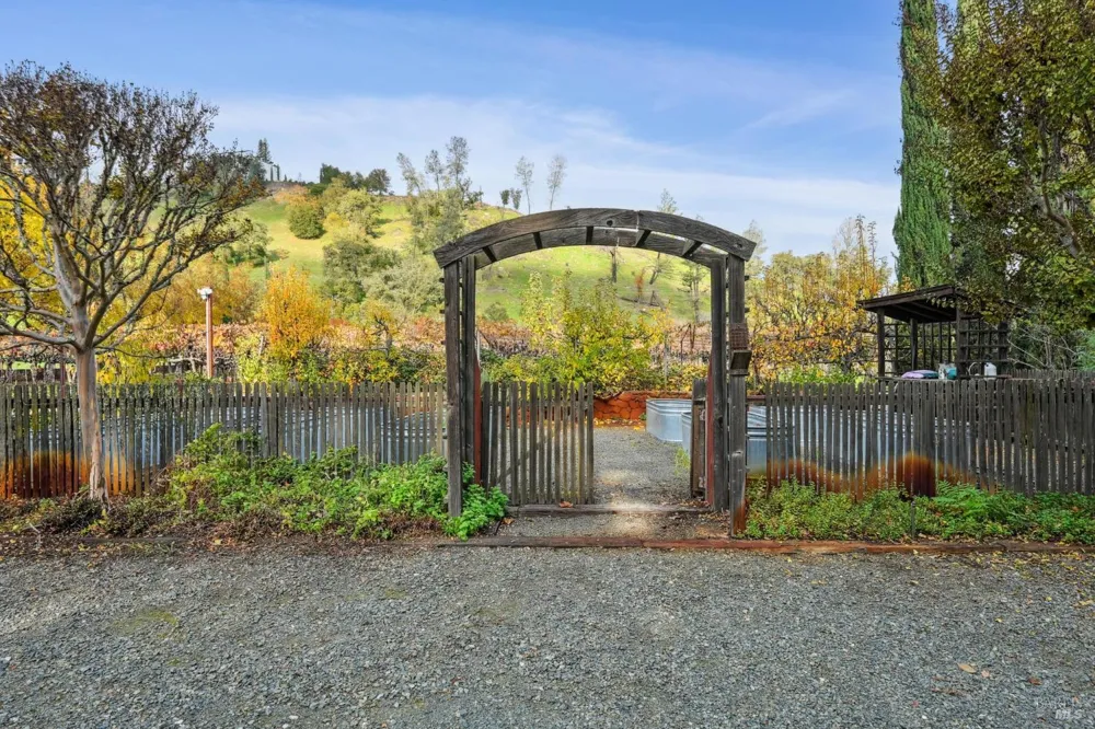 4188 Saint Helena Highway Calistoga, CA 94515