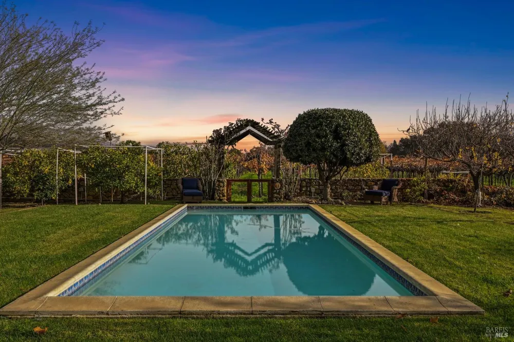 4188 Saint Helena Highway Calistoga, CA 94515