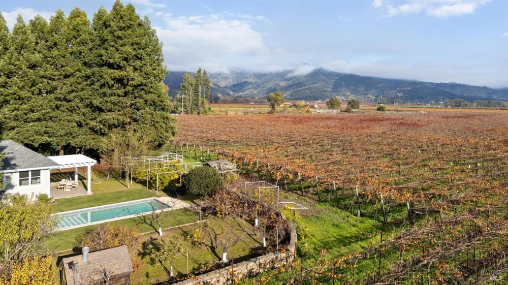 4188 Saint Helena Highway Calistoga, CA 94515
