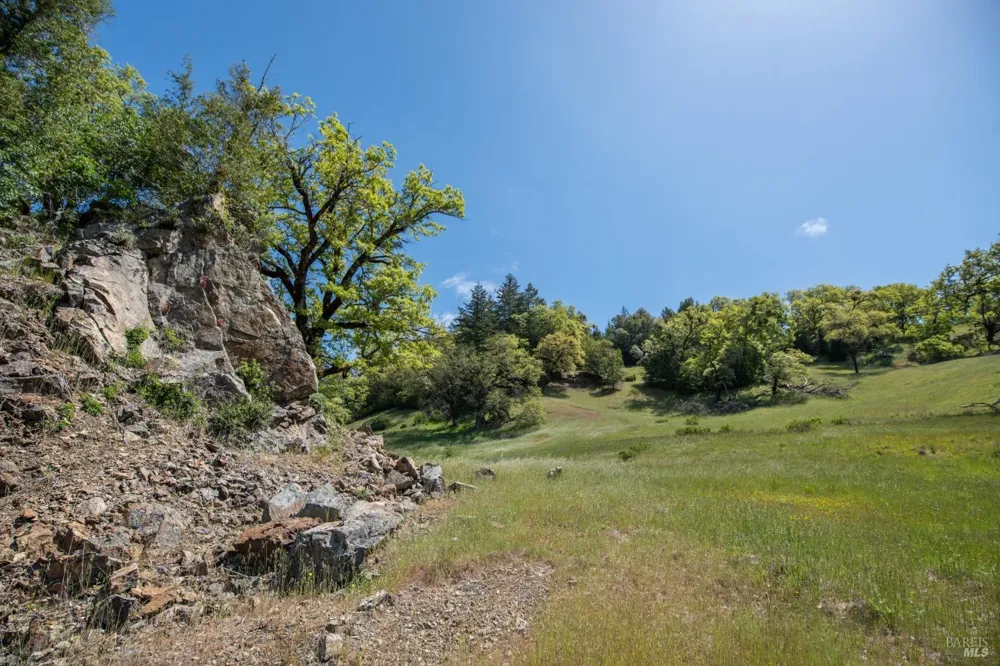 30131 Elkhorn Road Yorkville, CA 95494