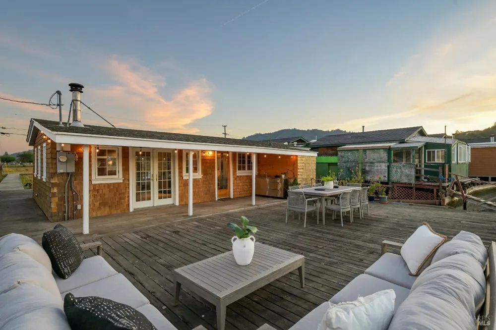 24 Boardwalk One Larkspur, CA 94939