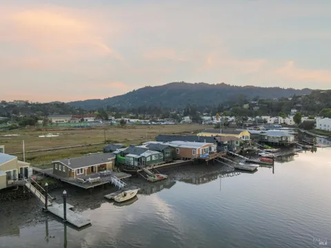 24 Boardwalk One