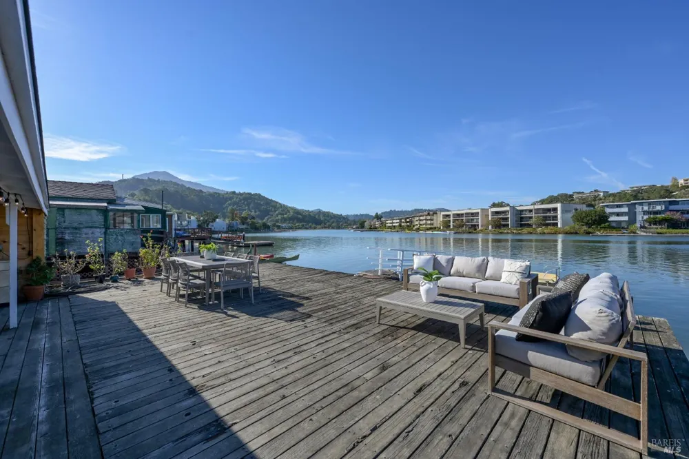 24 Boardwalk One Larkspur, CA 94939