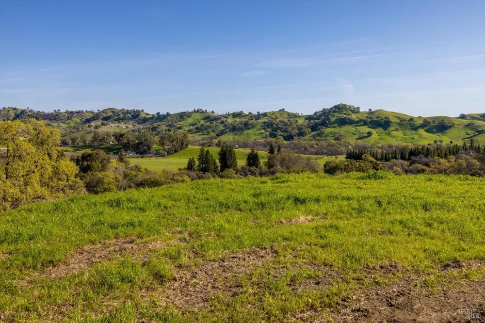 7031 Robindale Lane Vacaville, CA 95688