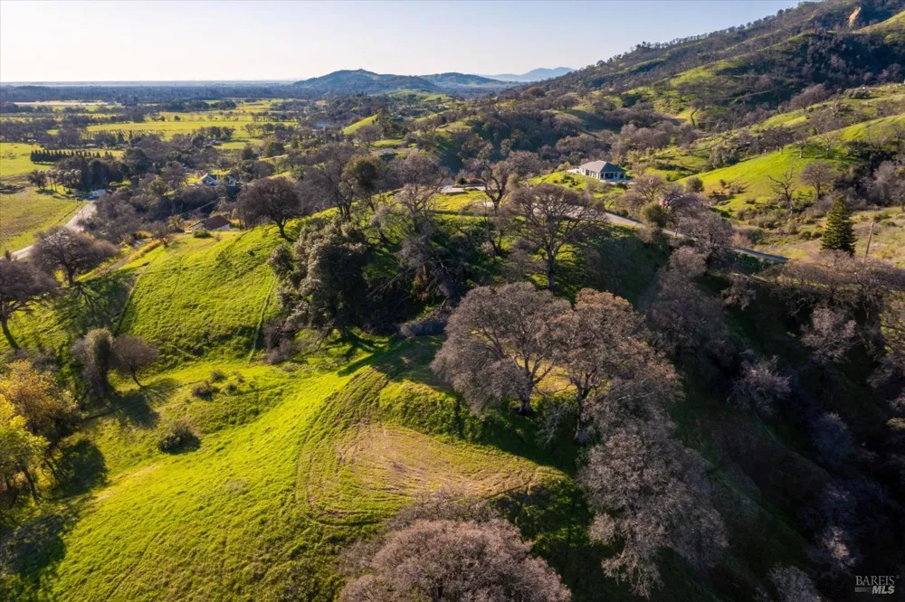 7031 Robindale Lane Vacaville, CA 95688