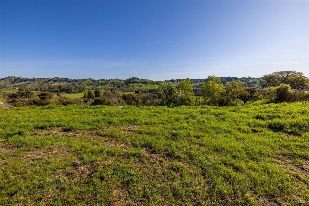 7031 Robindale Lane Vacaville, CA 95688